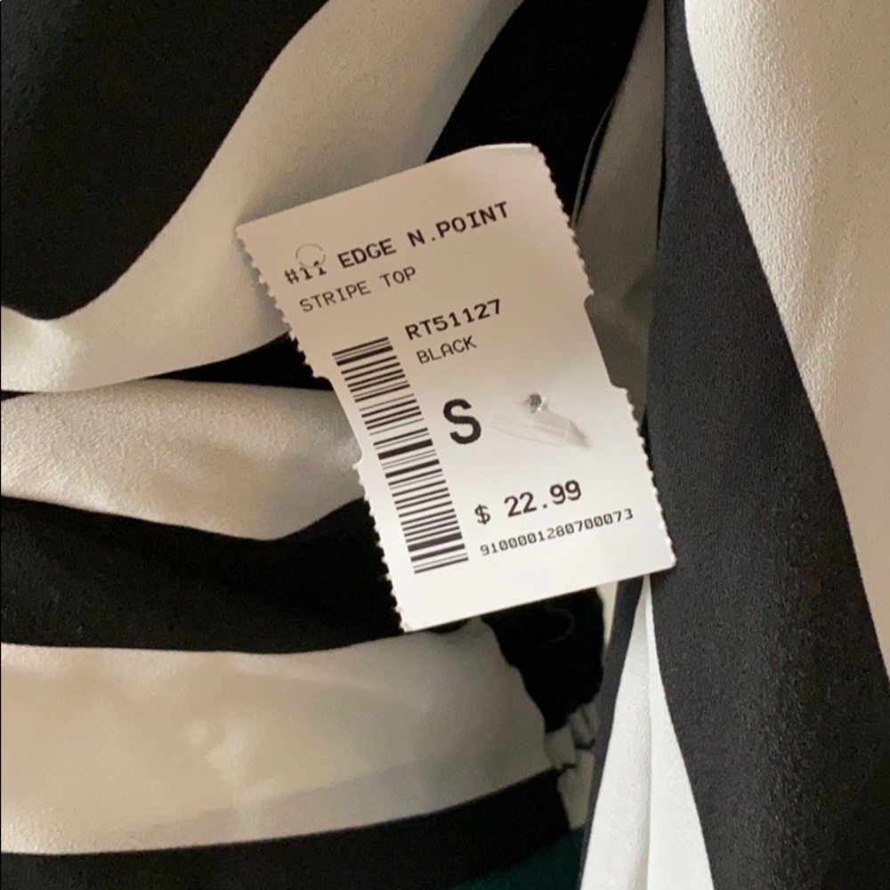 Bell Sleeve Blouse - Picture 6 of 6